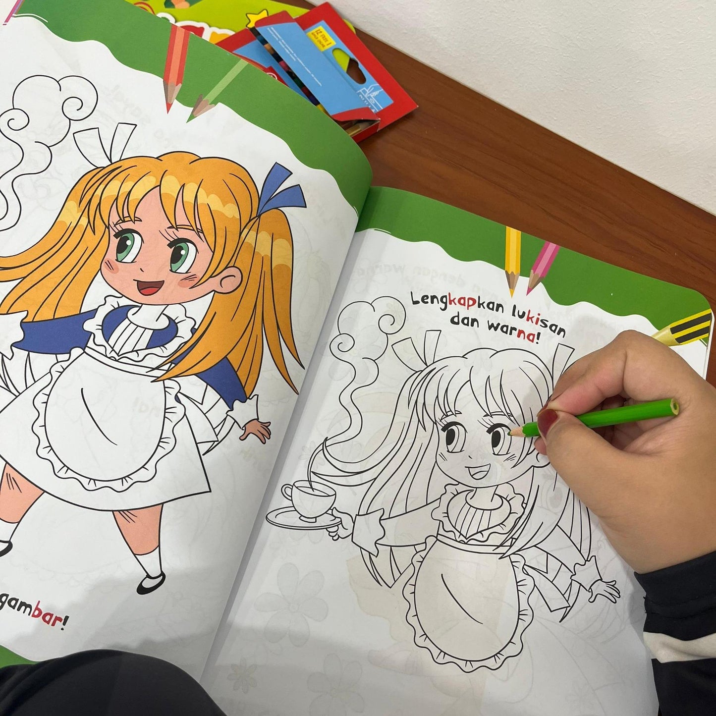 Buku Mewarna Manga Comel