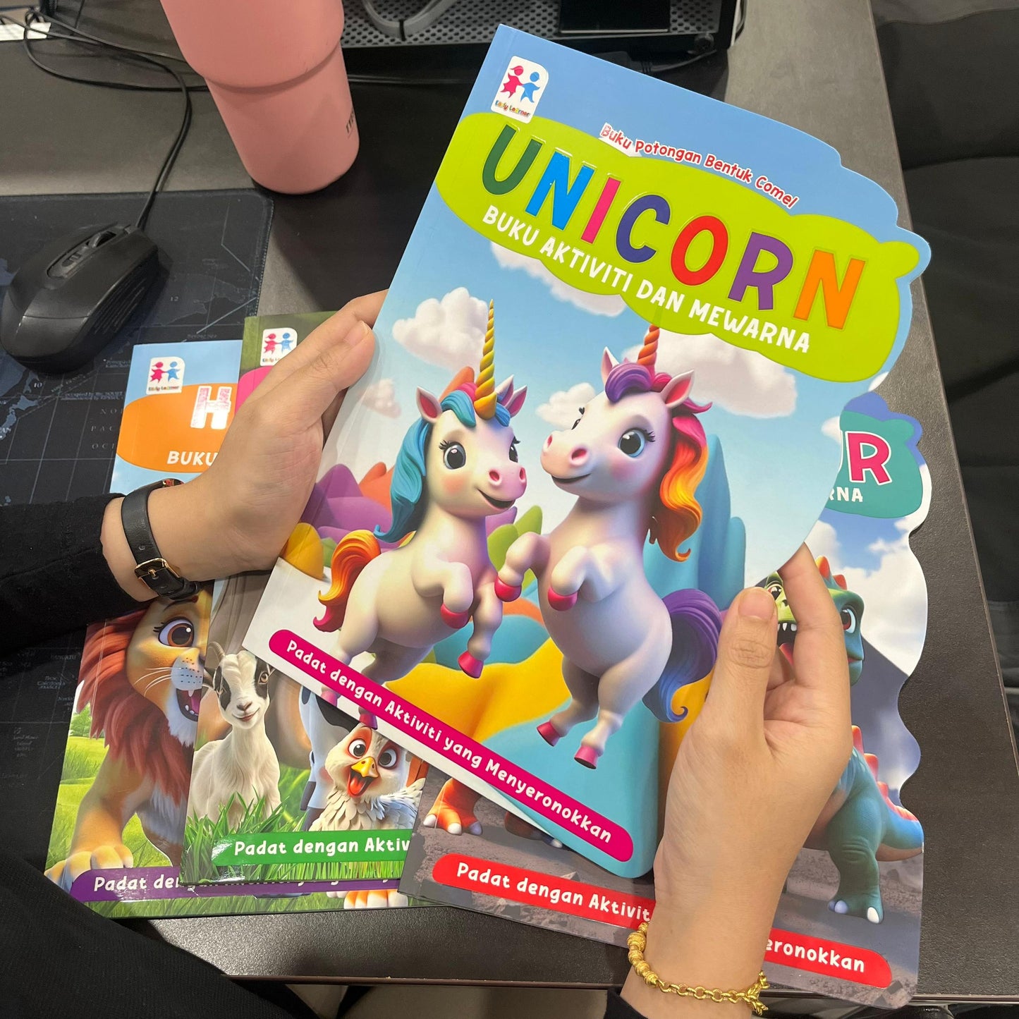 Buku Potongan Bentuk Comel Haiwan Hutan