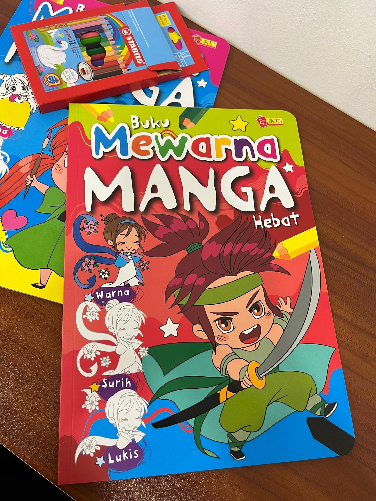 Buku Mewarna Manga Hebat