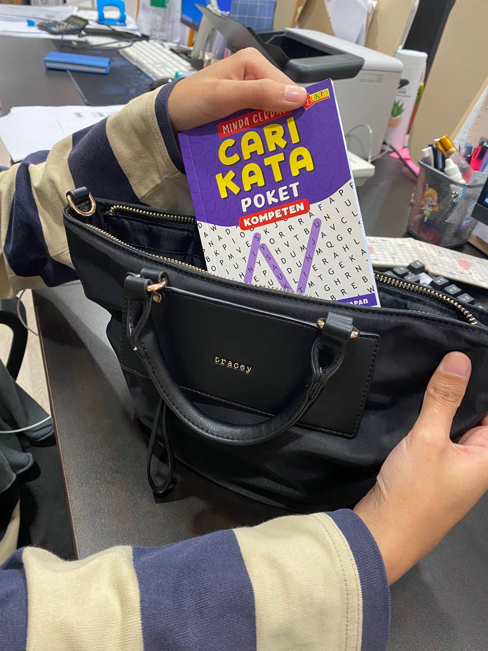 Minda Cerdas Cari Kata Poket . Kompeten