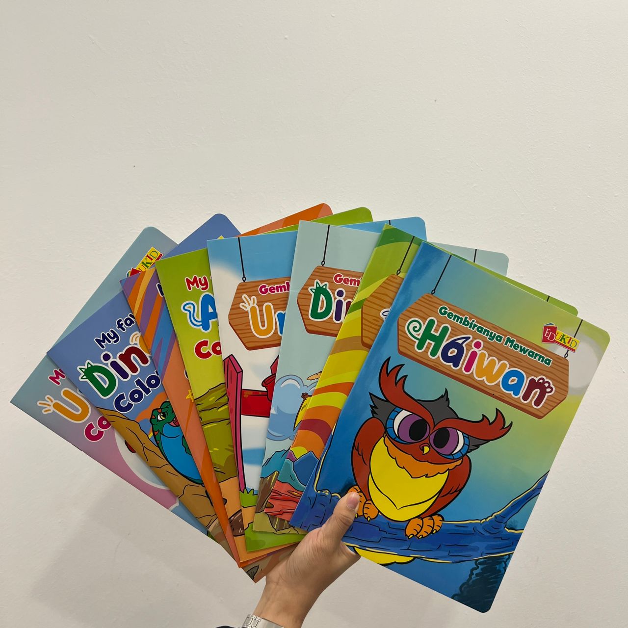 Gembiranya Mewarna (BM/ENG)